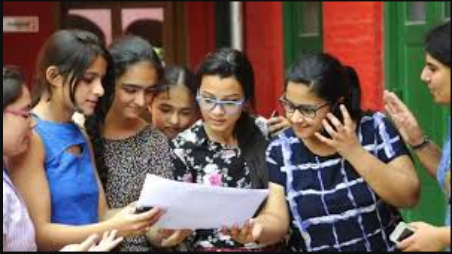 10th Exam pass student get scolarship 2025